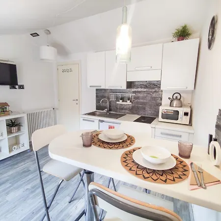 Apartment Balilla Centro Private Room&apartments Mansarda 7 *