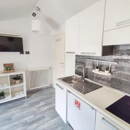 Apartment Balilla Centro Private Room&apartments Mansarda 7 San Benedetto del Tronto