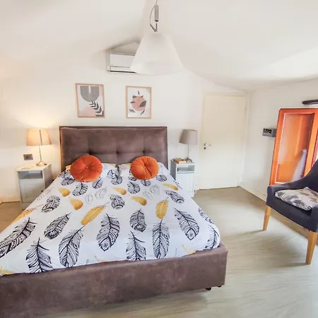 Balilla Centro Private Room&apartments Mansarda 7 *